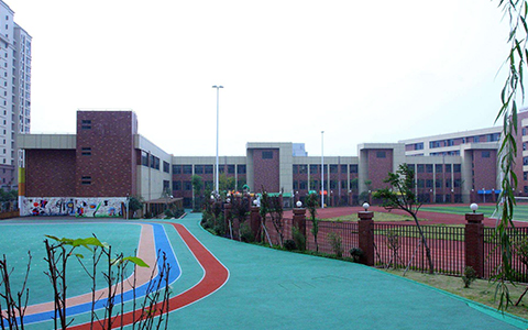 針對幼兒園的消防通道和樓梯寬度都有哪些設計要求？